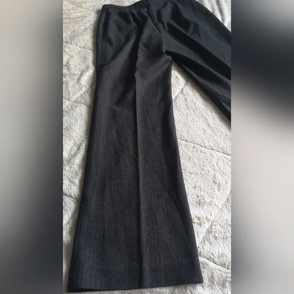 Kerry Brook pants - Picture 9 of 14